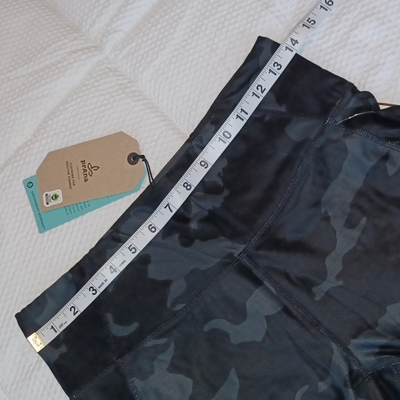 NWT Prana Electa Short II - Picture 8 of 9